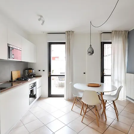 Caseospitali - Casa Cri&eli, Super Trilocale Con Terrazzo In Zona Lambrate Per 5